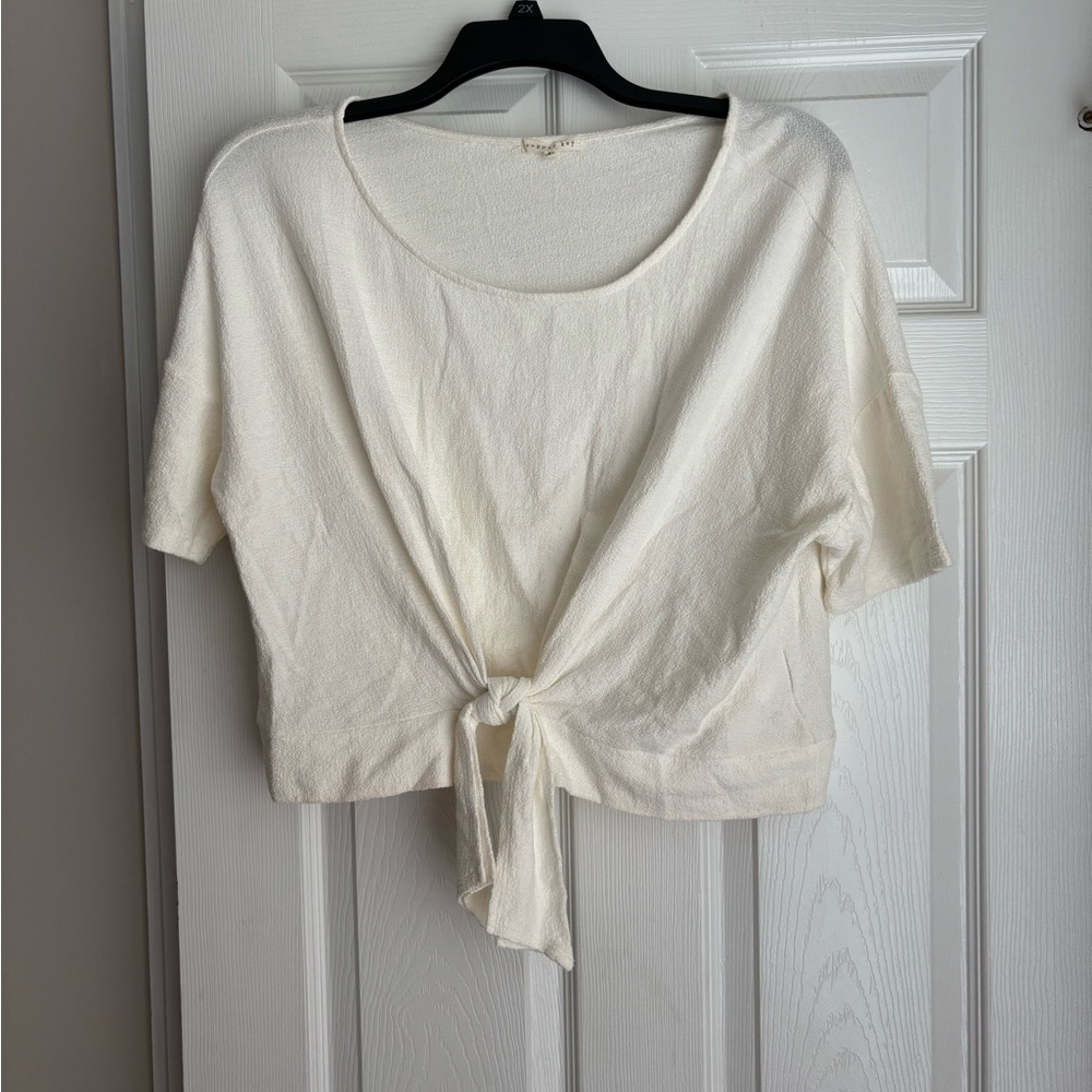 Copper Key Cream Tie-Front Blouse